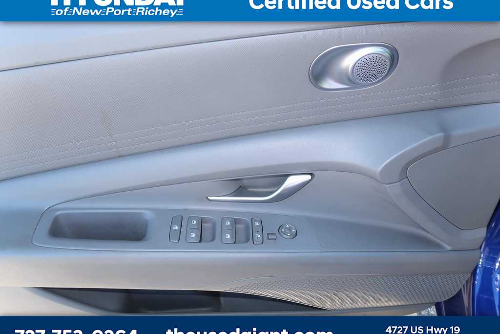 Thumbnail: 2021 Hyundai Elantra - 9