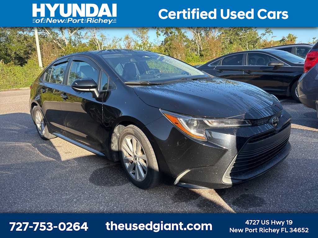 Thumbnail: 2023 Toyota Corolla - 4