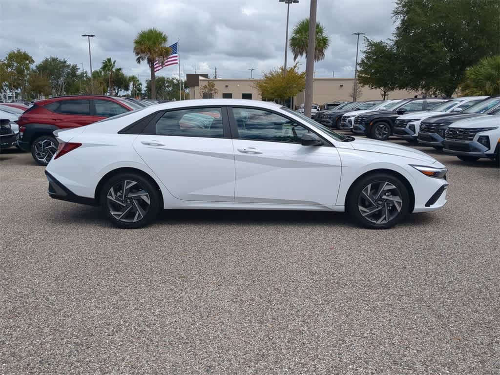 Thumbnail: 2025 Hyundai Elantra - 7