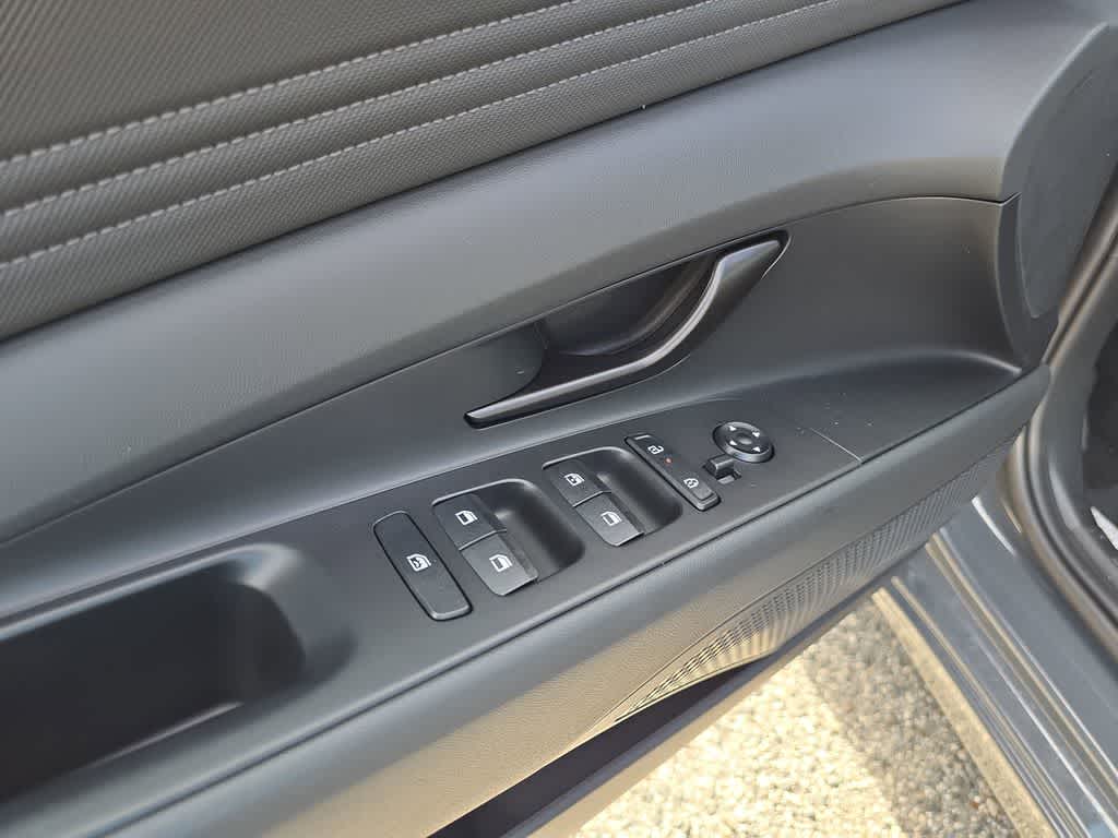 Thumbnail: 2026 Hyundai Elantra - 17