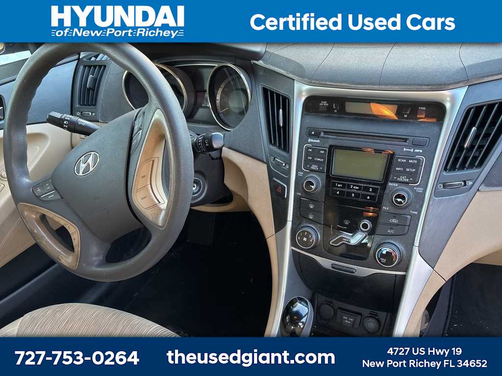 Thumbnail: 2011 Hyundai Sonata - 6