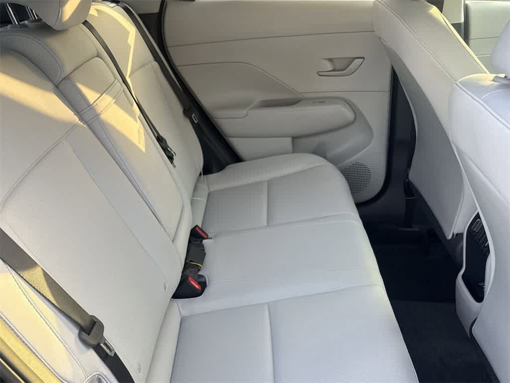 2025 Hyundai Kona SEL 19