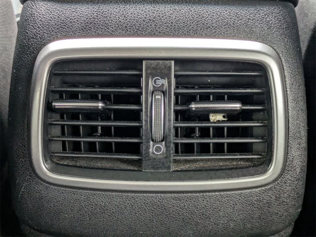 Thumbnail: 2017 Kia Sorento - 16