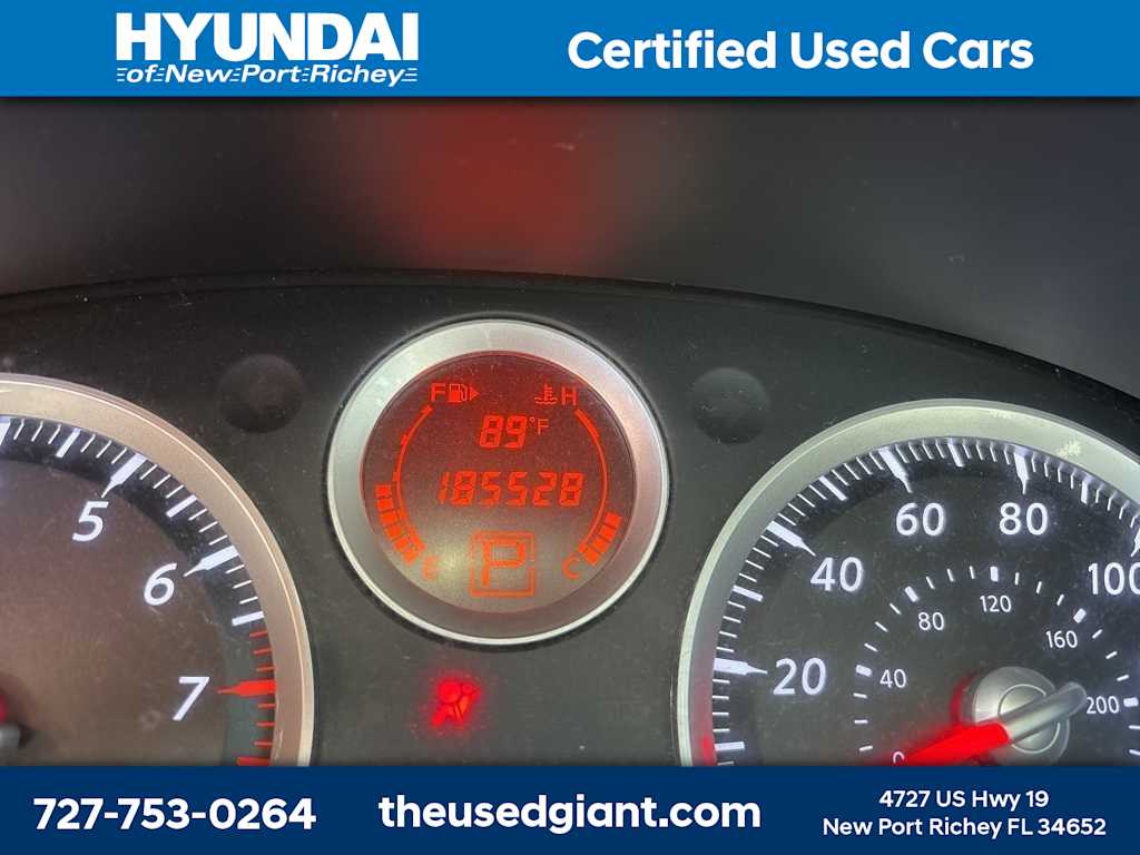 Thumbnail: 2011 Nissan Sentra - 8