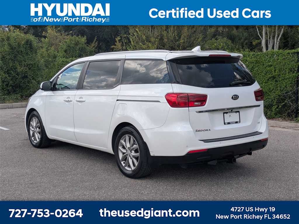 Thumbnail: 2020 Kia Sedona - 3