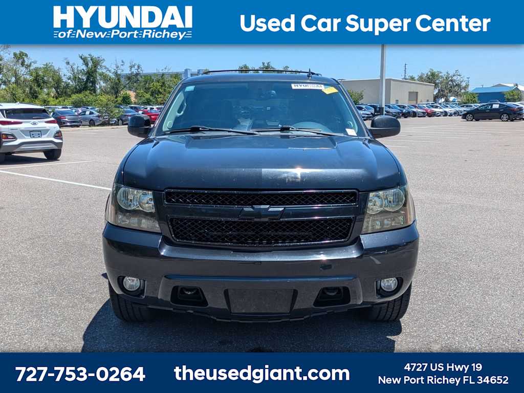Thumbnail: 2011 Chevrolet Tahoe - 8