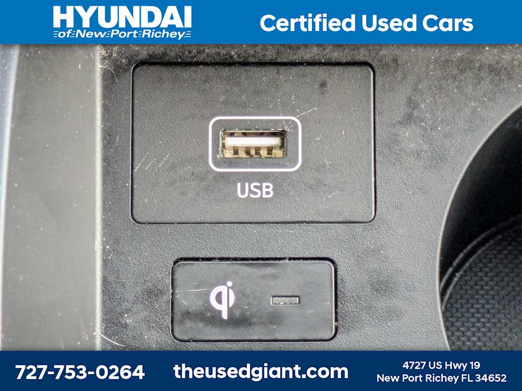 Thumbnail: 2022 Hyundai Santa Fe - 29