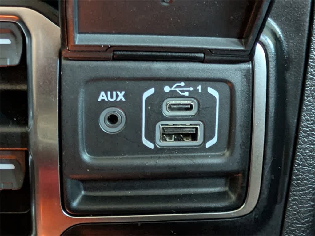 Thumbnail: 2021 Jeep Wrangler - 25