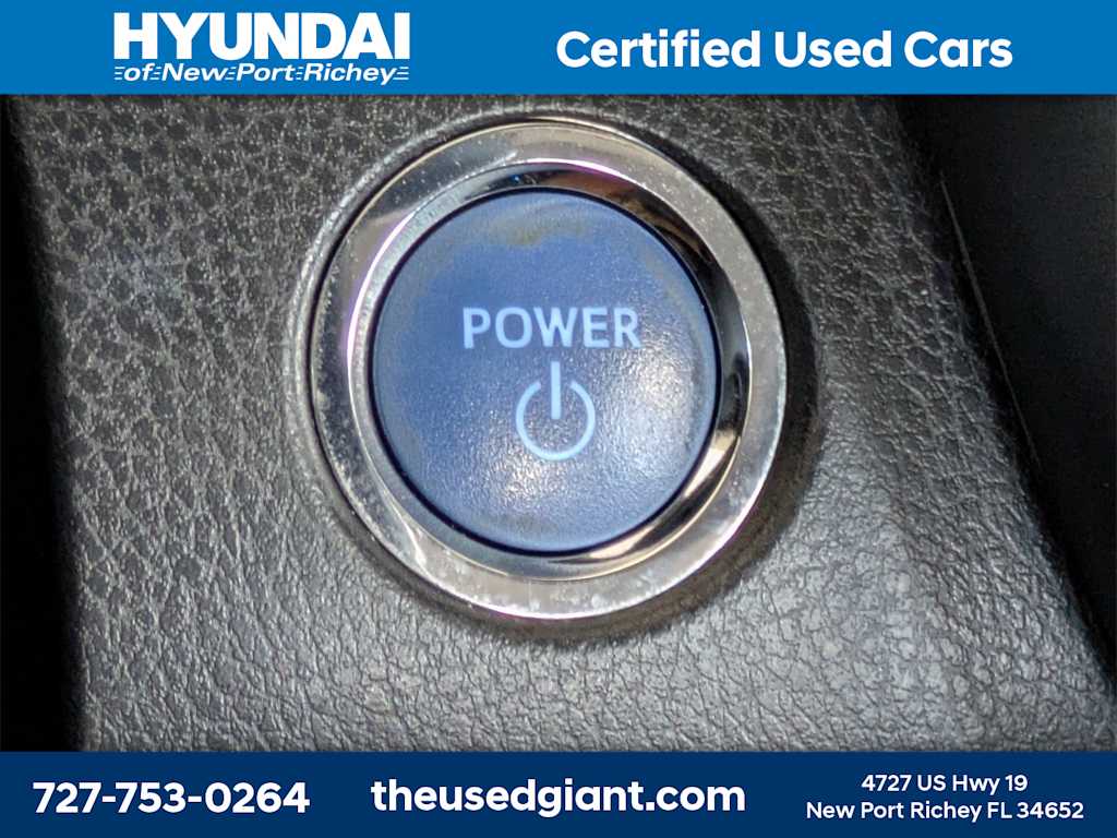 Thumbnail: 2022 Toyota Camry - 38