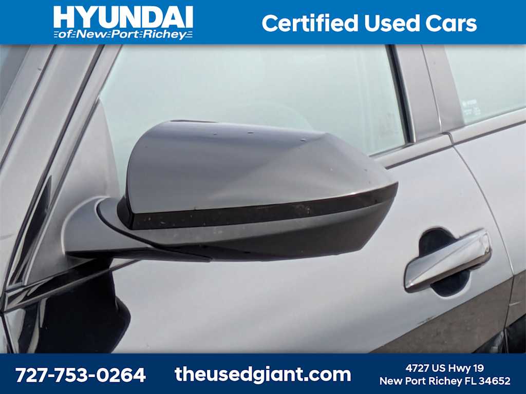 Thumbnail: 2023 Hyundai Elantra - 11