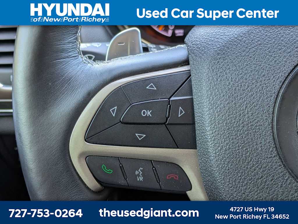 Thumbnail: 2017 Jeep Grand Cherokee - 34