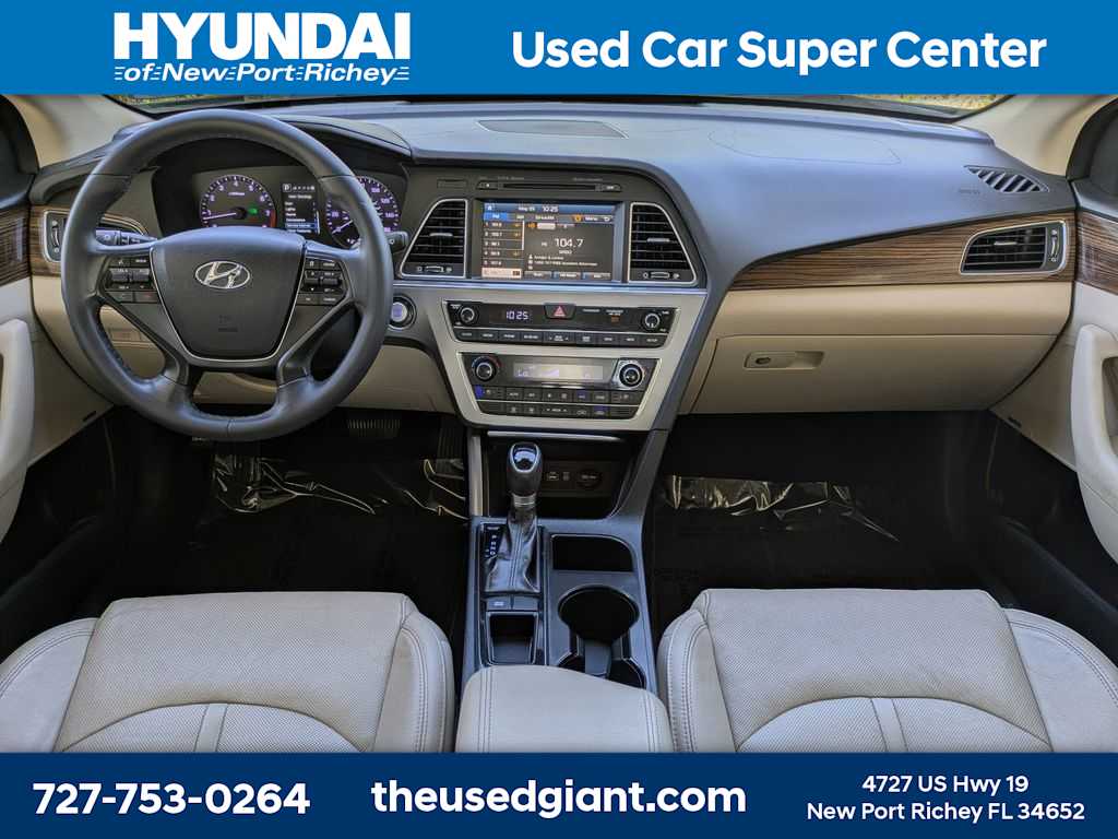 Thumbnail: 2017 Hyundai Sonata - 17