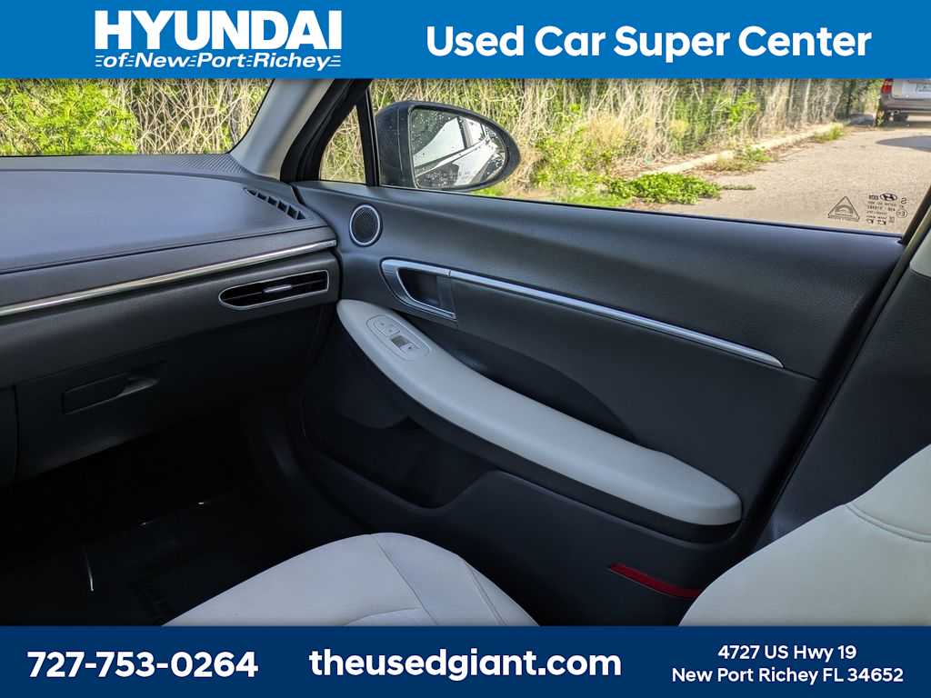 Thumbnail: 2023 Hyundai Sonata - 16