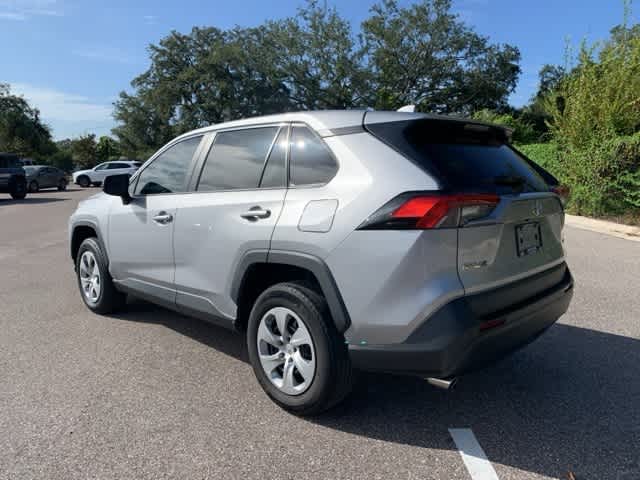 2022 Toyota RAV4 LE 3