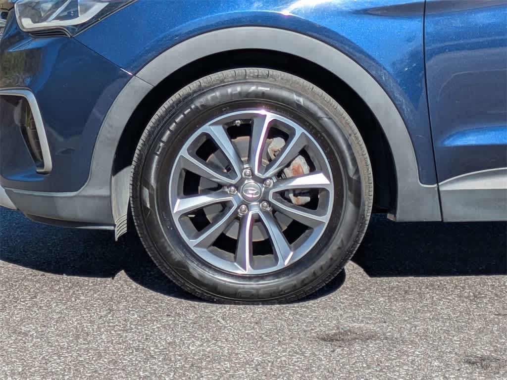 Thumbnail: 2017 Hyundai Santa Fe - 10