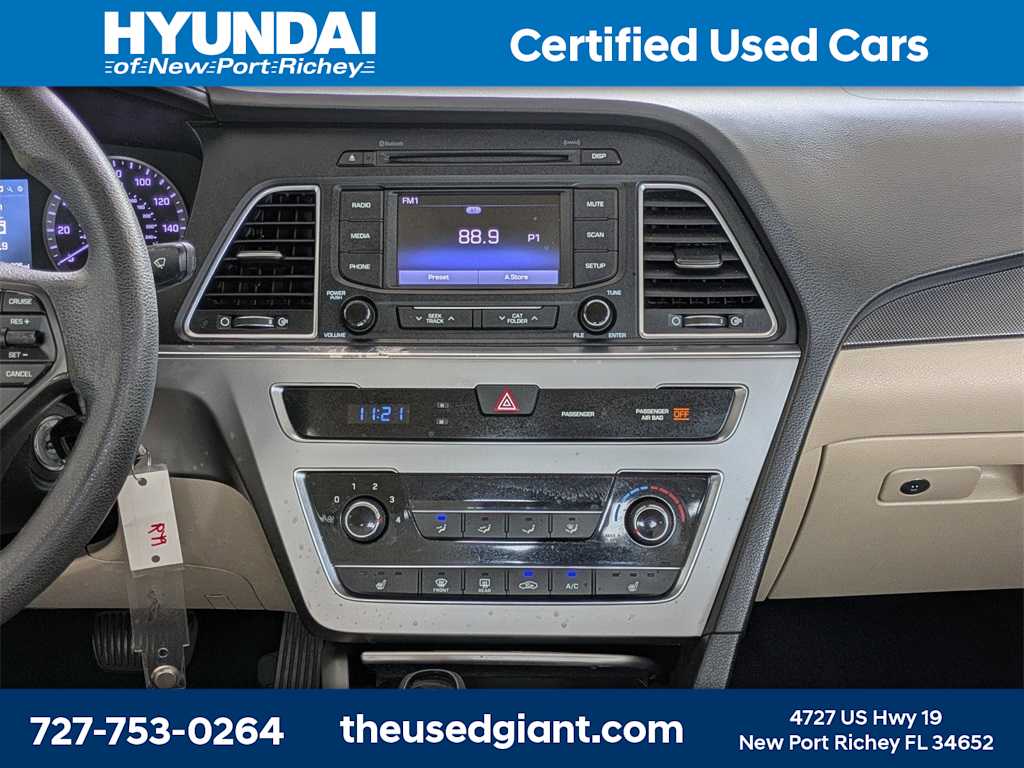 Thumbnail: 2015 Hyundai Sonata - 18