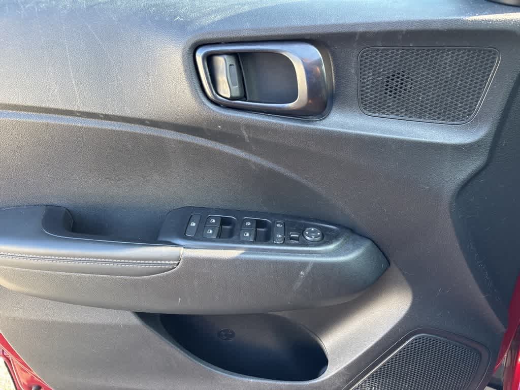 Thumbnail: 2024 Hyundai Venue - 8