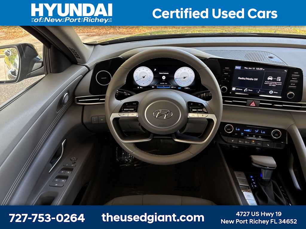 2022 Hyundai Elantra SEL 13