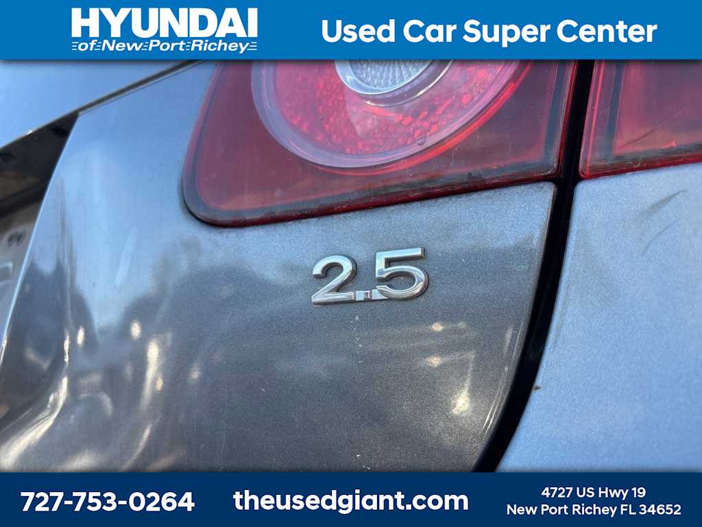 Thumbnail: 2010 Volkswagen Jetta - 5