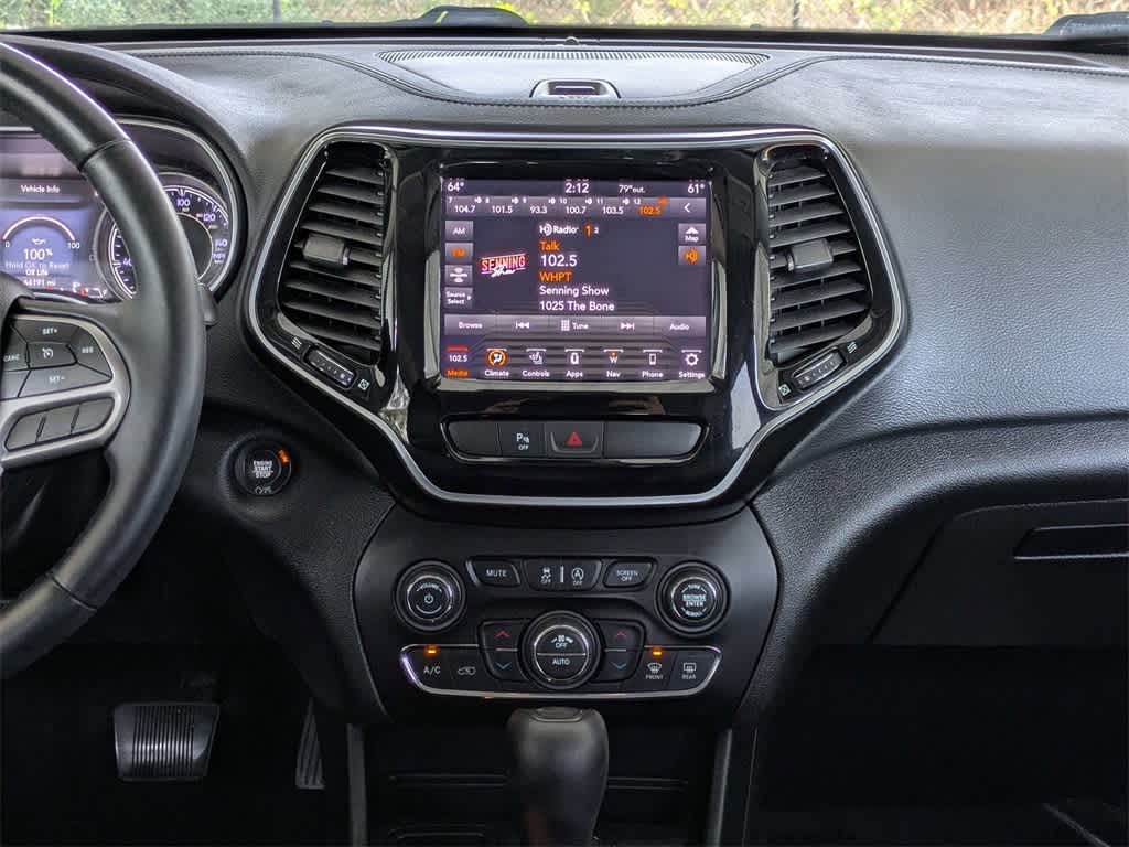 Thumbnail: 2019 Jeep Cherokee - 22