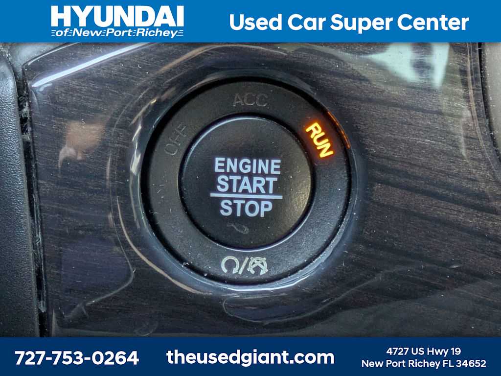 Thumbnail: 2017 Jeep Grand Cherokee - 38