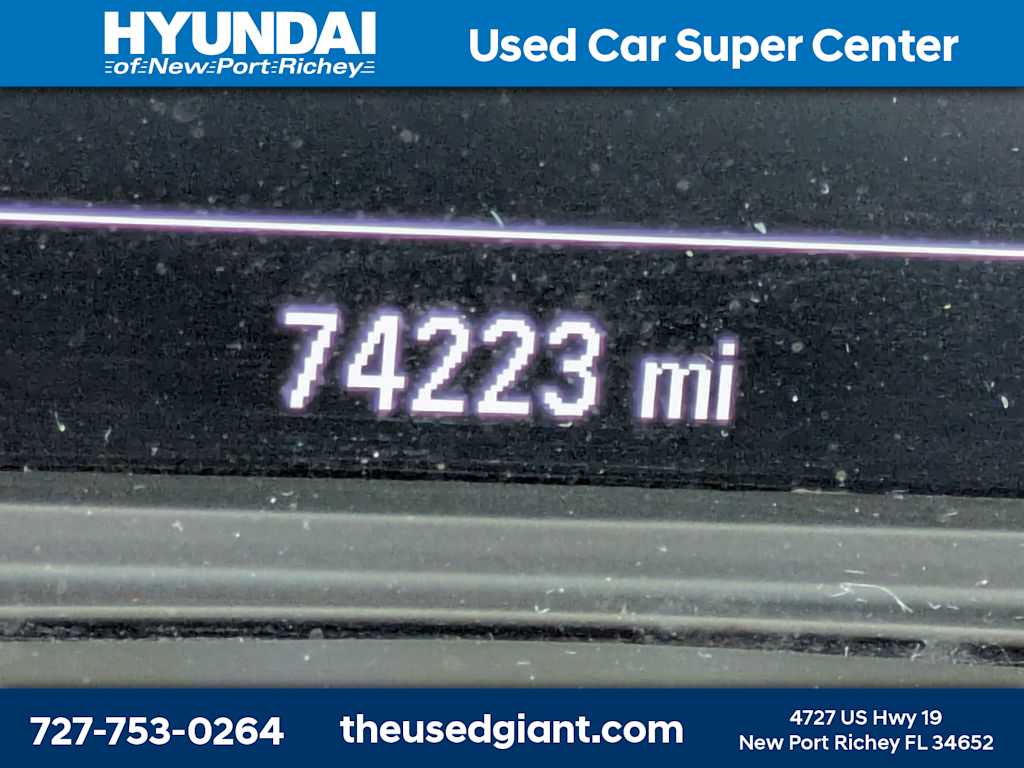 Thumbnail: 2019 Chevrolet Cruze - 12