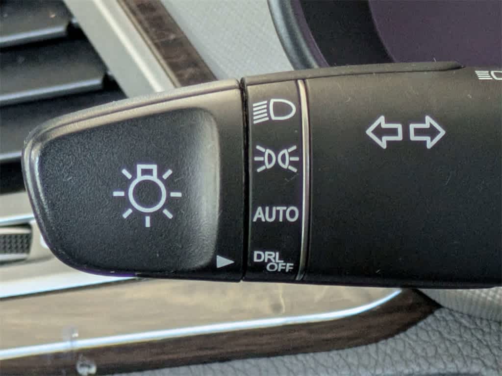 Thumbnail: 2018 Hyundai Santa Fe - 30