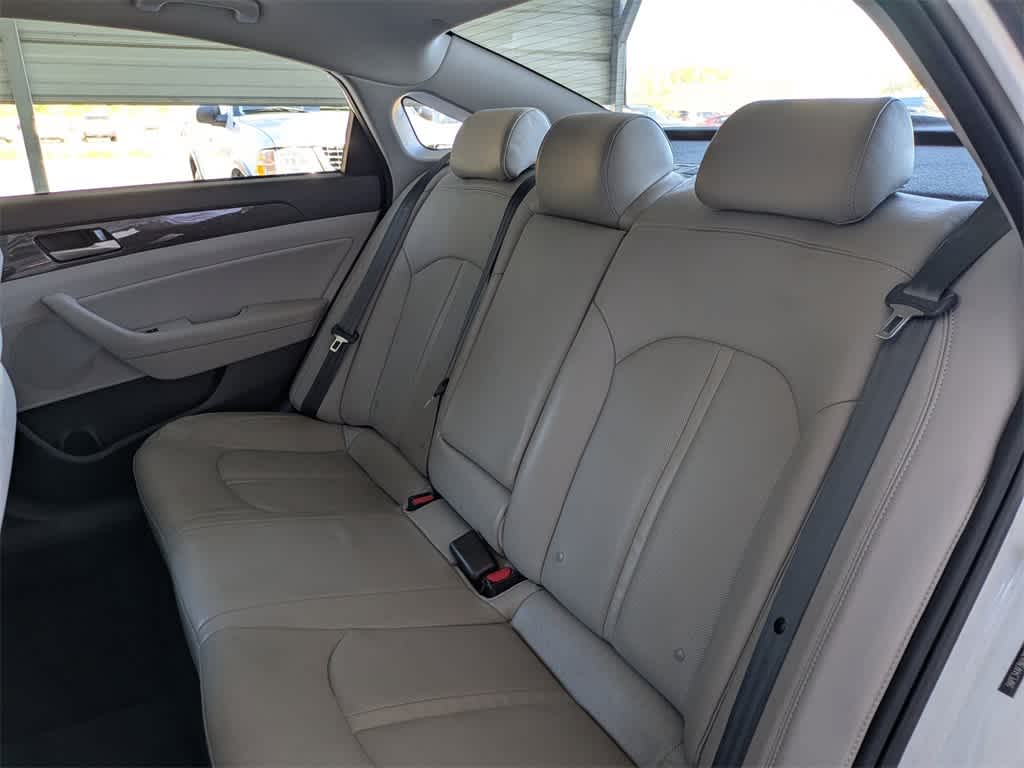 Thumbnail: 2019 Hyundai Sonata - 14