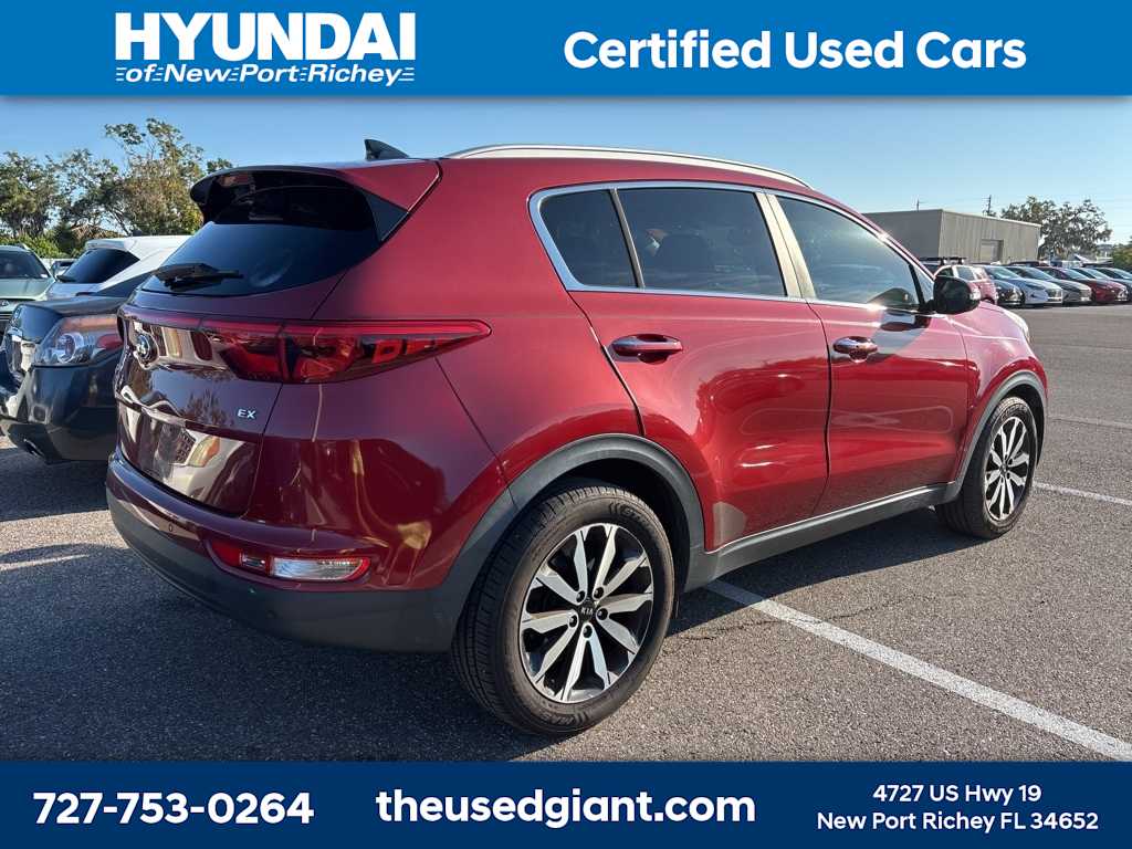 Thumbnail: 2017 Kia Sportage - 3