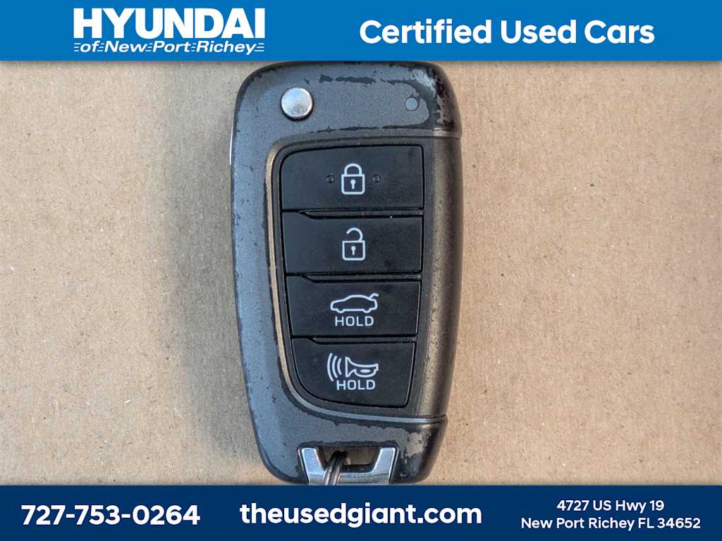 Thumbnail: 2021 Hyundai Elantra - 28