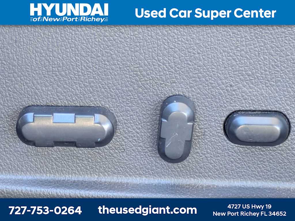 Thumbnail: 2009 Lincoln MKZ - 19