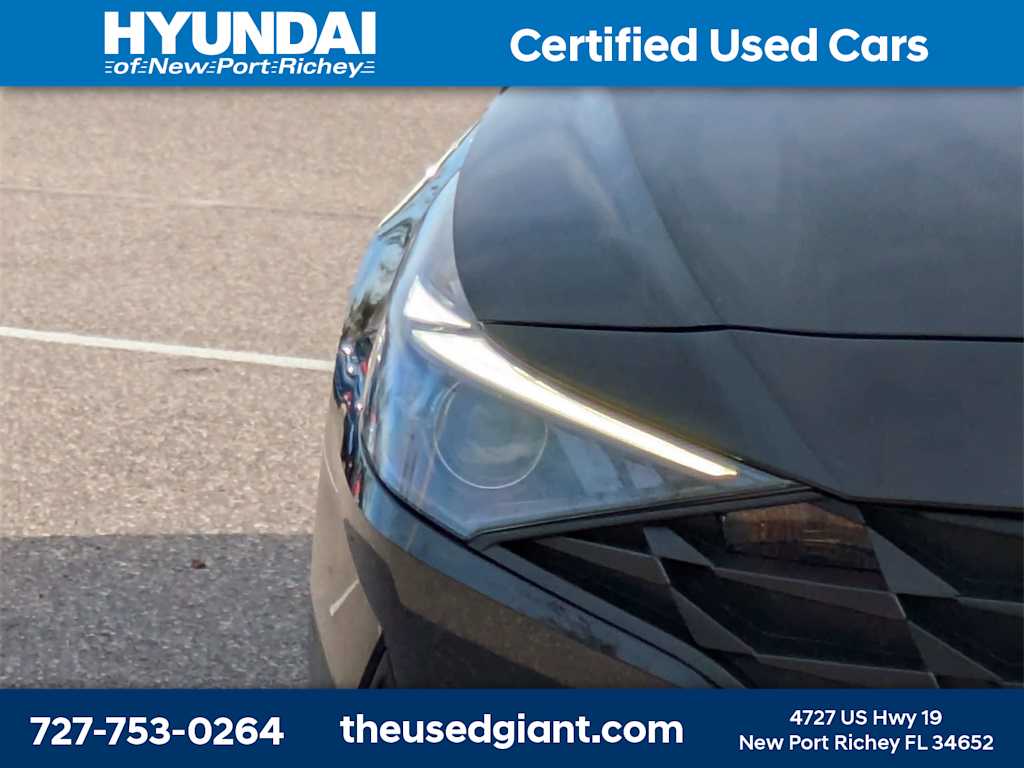 Thumbnail: 2023 Hyundai Elantra - 9