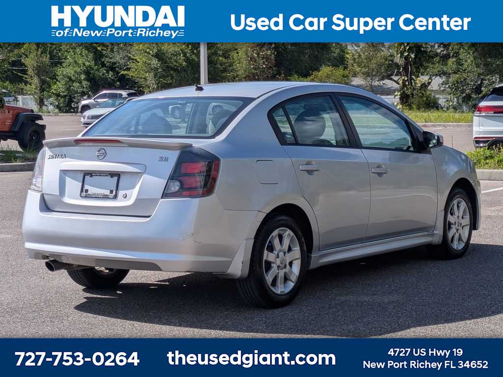 Thumbnail: 2012 Nissan Sentra - 5