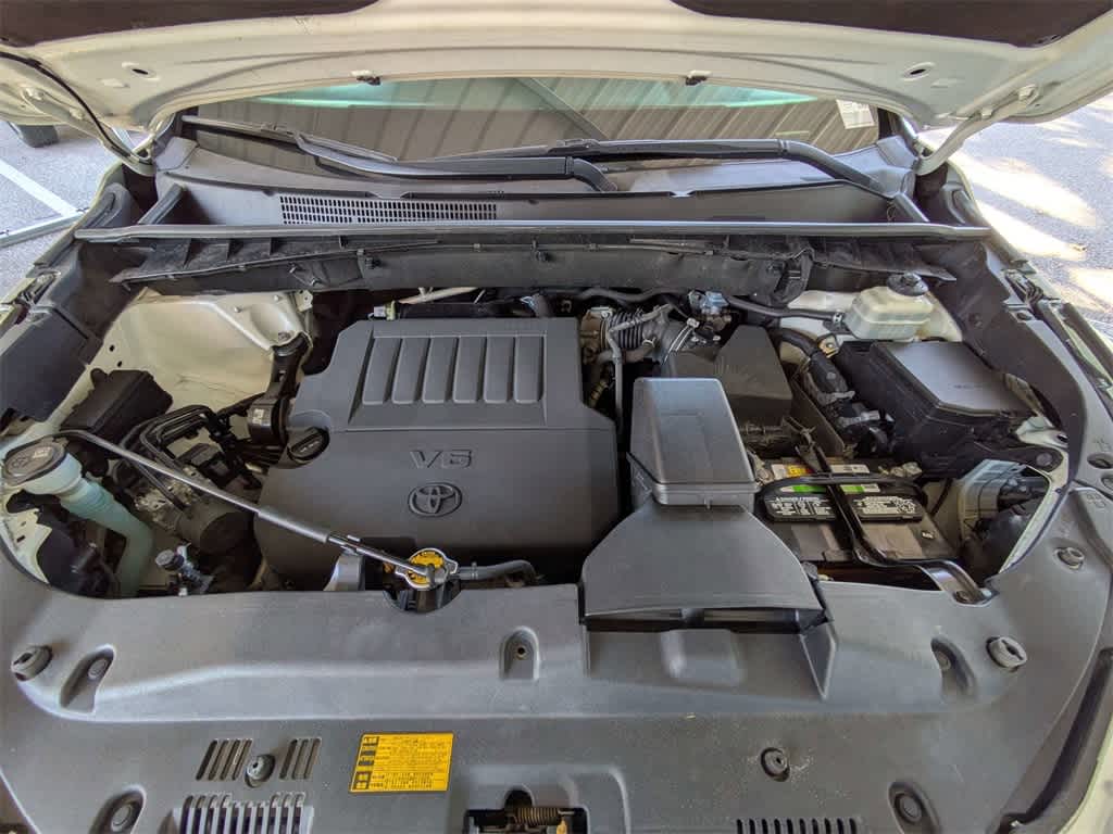 Thumbnail: 2014 Toyota Highlander - 15