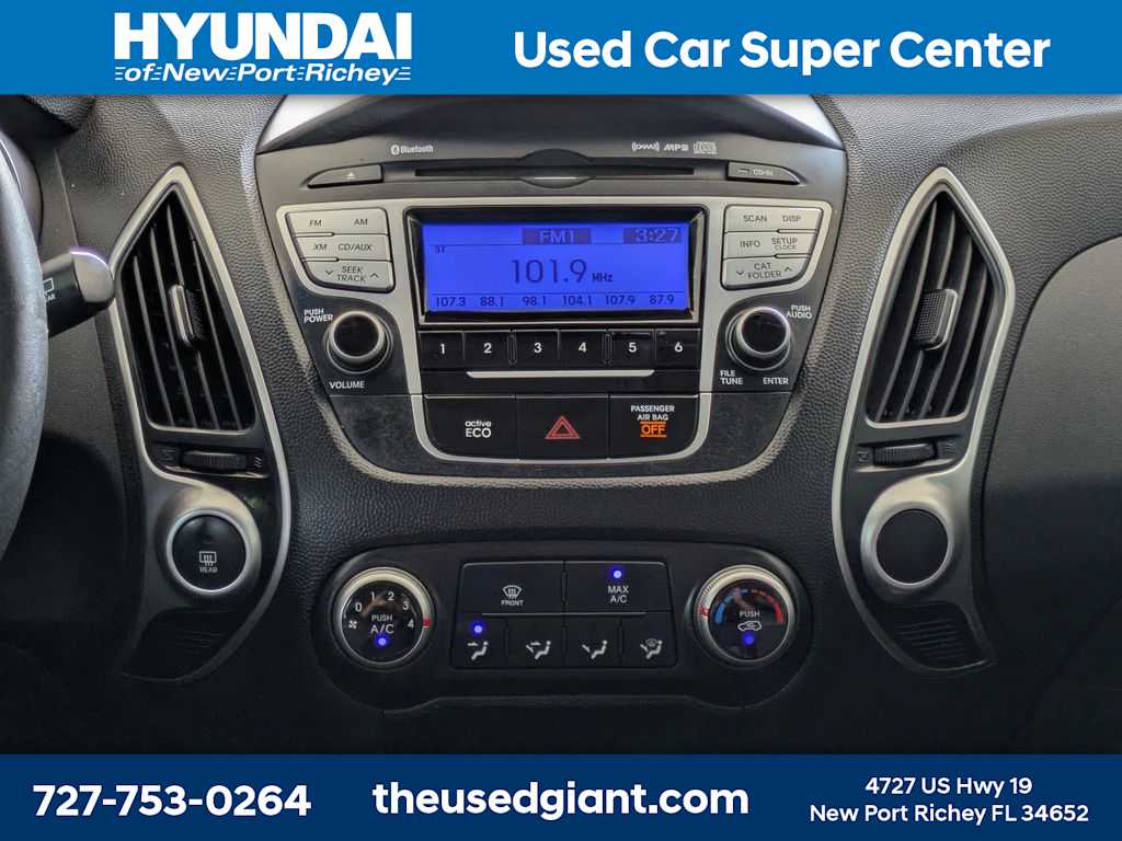 Thumbnail: 2013 Hyundai Tucson - 19