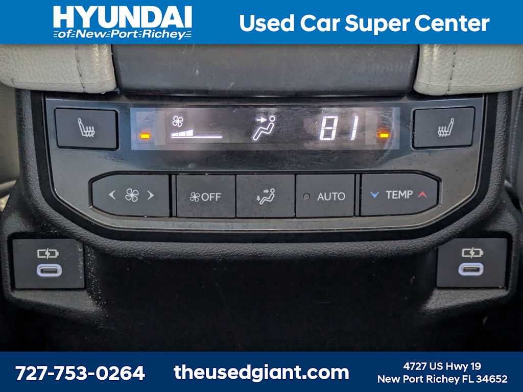 Thumbnail: 2024 Toyota Grand Highlander - 21