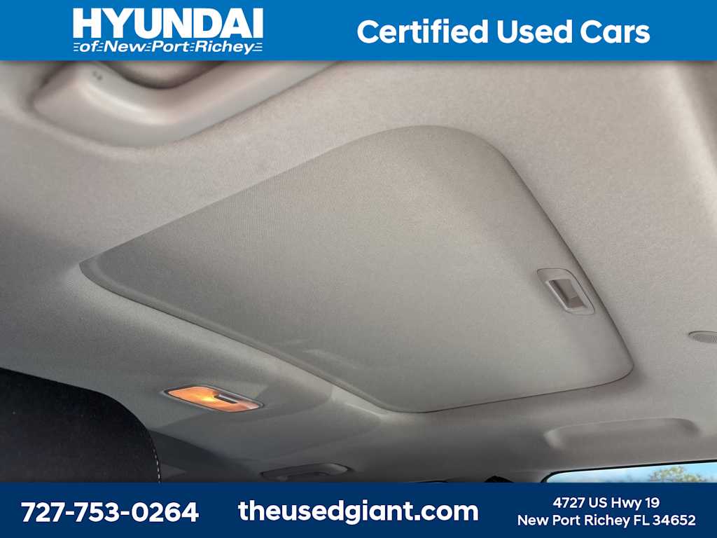 2022 Hyundai Venue SEL 8