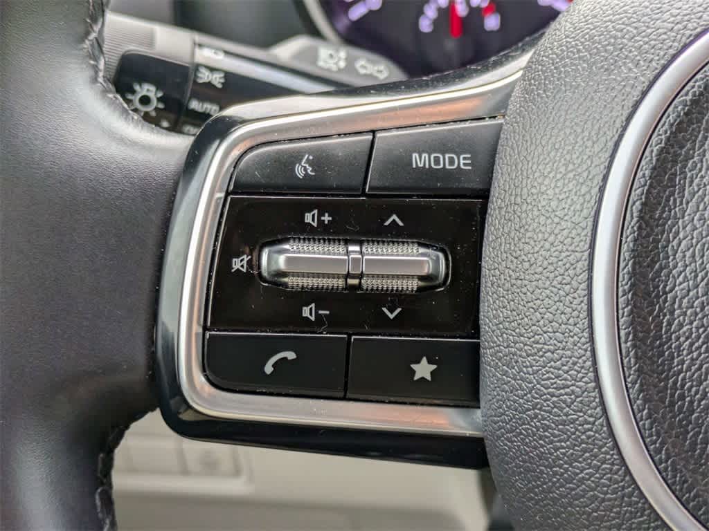 Thumbnail: 2024 Kia Carnival - 34