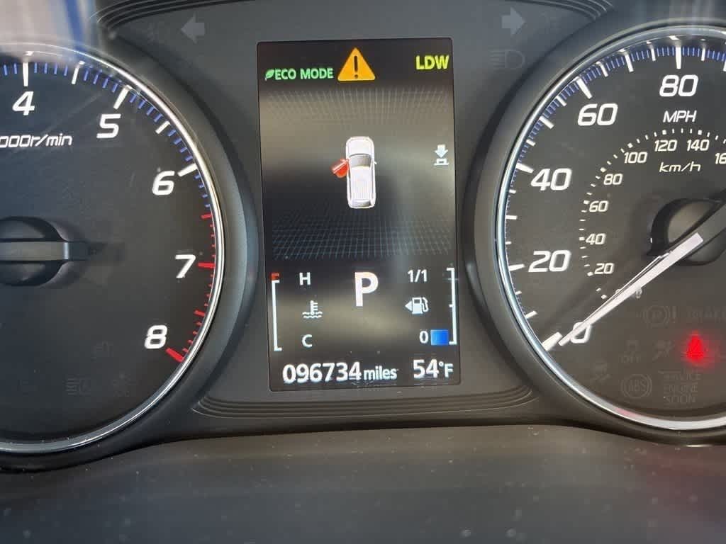 Thumbnail: 2020 Mitsubishi Outlander - 13