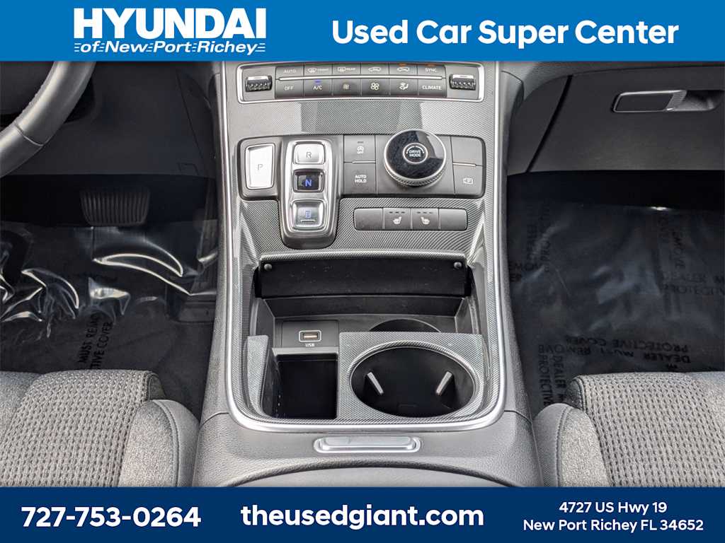 Thumbnail: 2022 Hyundai Santa Fe - 22