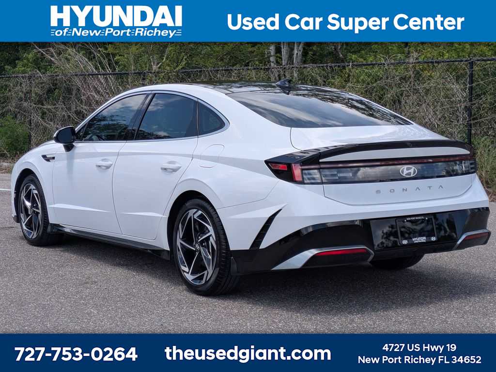 Thumbnail: 2025 Hyundai Sonata - 3