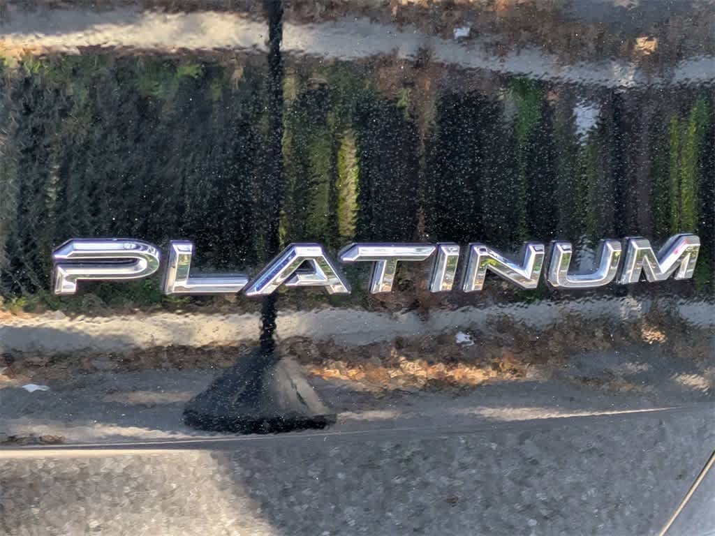 Thumbnail: 2024 Toyota Grand Highlander - 15