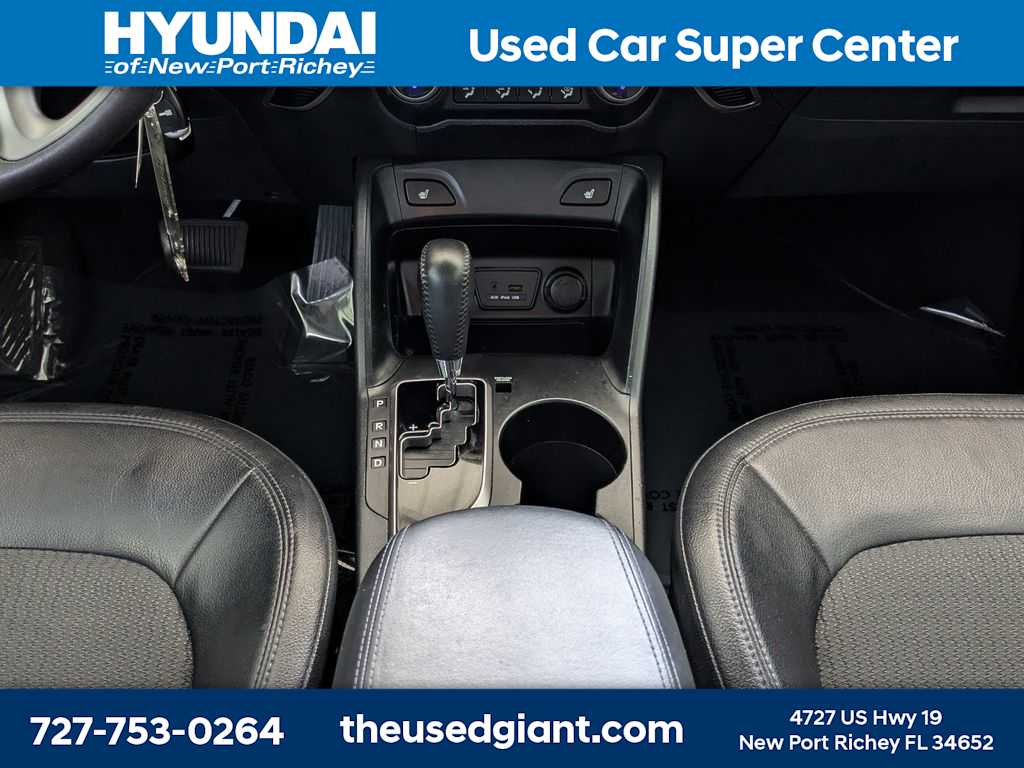 Thumbnail: 2013 Hyundai Tucson - 20