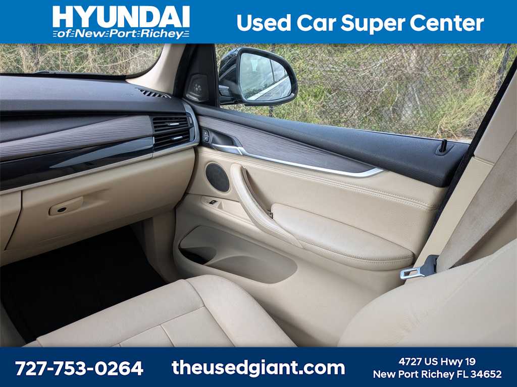 Thumbnail: 2014 BMW X5 - 21