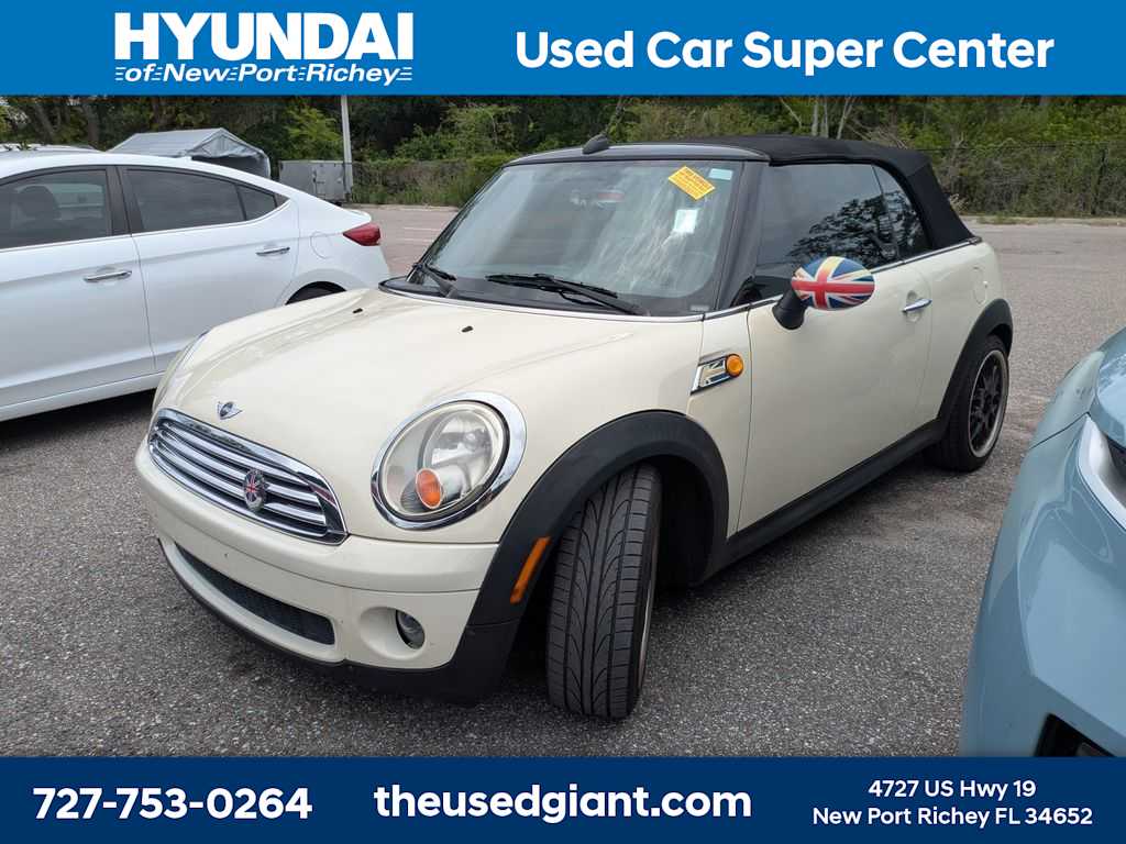 2009 MINI Cooper Base -
                  New Port Richey, FL