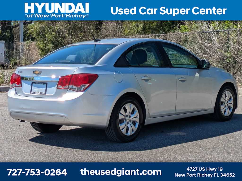 Thumbnail: 2014 Chevrolet Cruze - 5