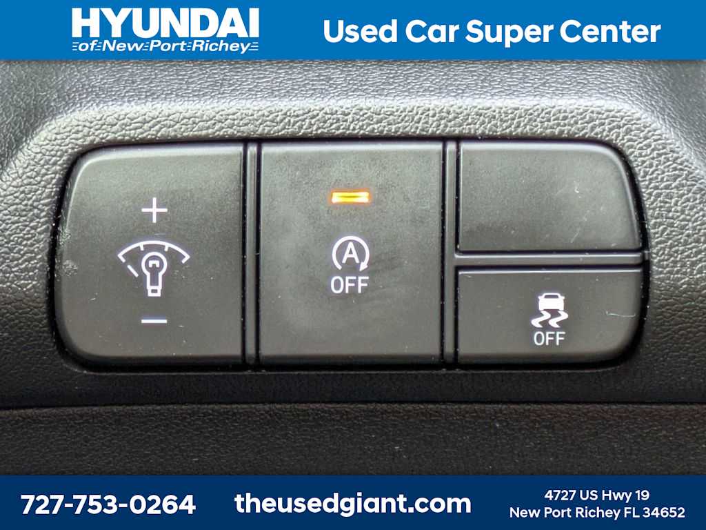 Thumbnail: 2024 Hyundai Elantra - 23