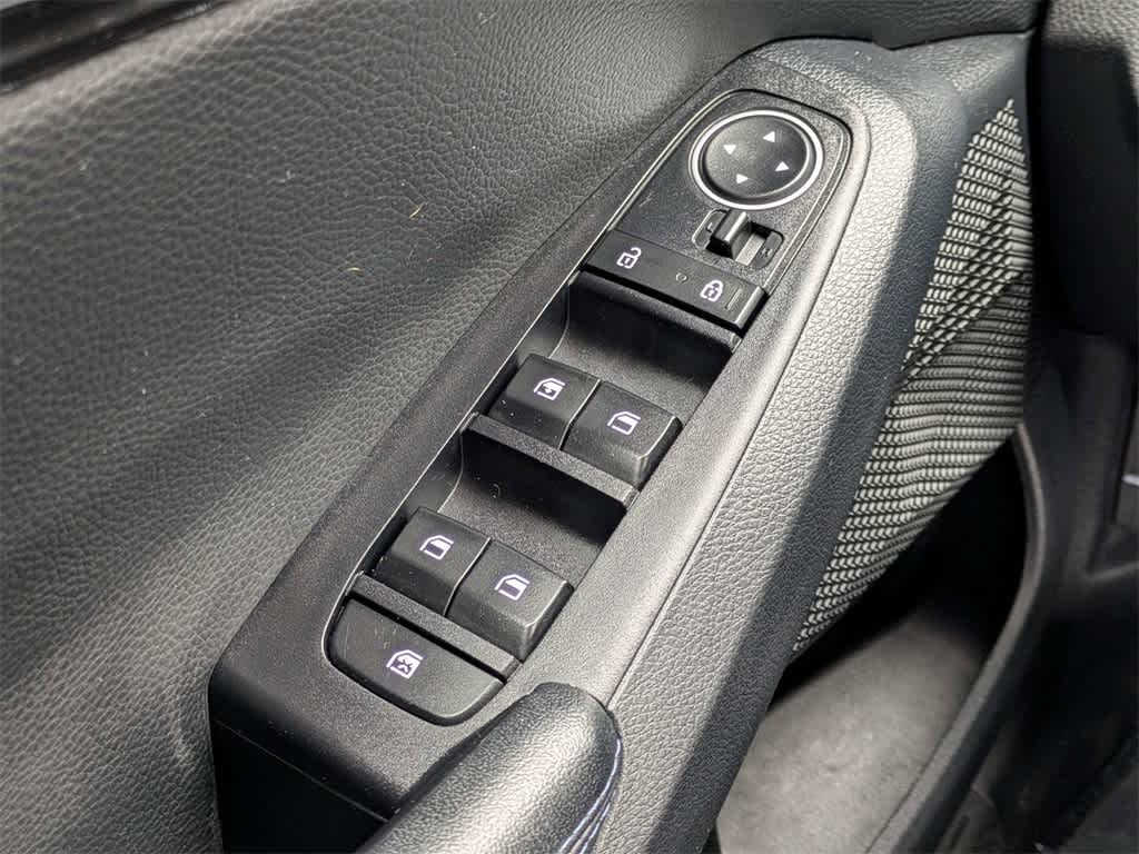 Thumbnail: 2022 Kia Seltos - 28