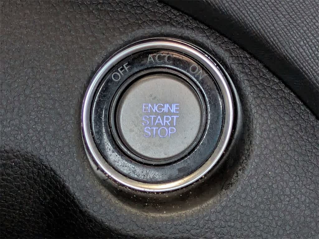 Thumbnail: 2015 Hyundai Santa Fe - 40