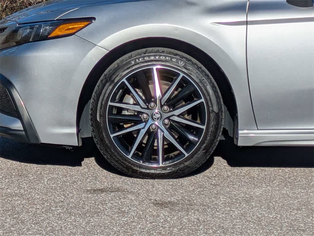 Thumbnail: 2023 Toyota Camry - 10